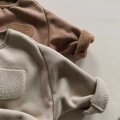 Fleece Crew Neck 1-Pocket Sweatshirt