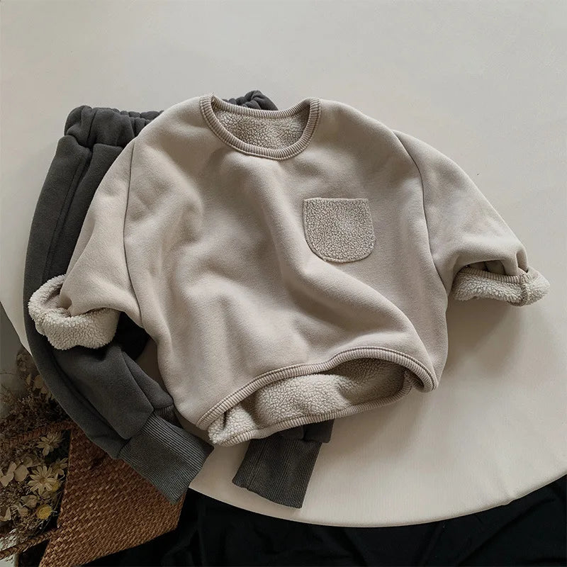 Fleece Crew Neck 1-Pocket Sweatshirt