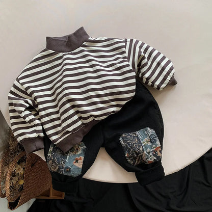 Winter Fleece Artwork Patched Pants